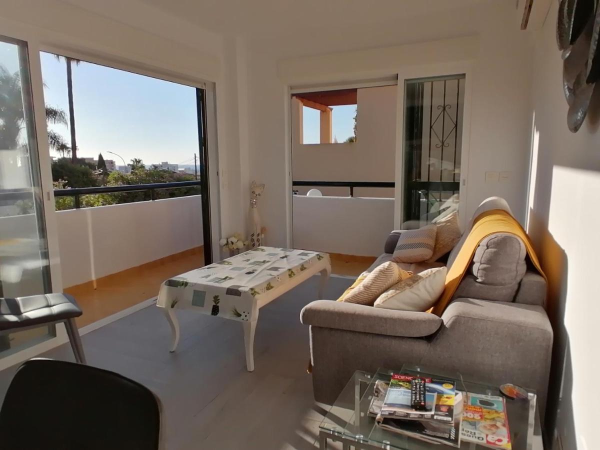 Appartement Moderne Pour 6 Adultes Benalmadena Bagian luar foto
