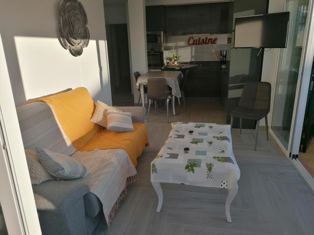 Appartement Moderne Pour 6 Adultes Benalmadena Bagian luar foto