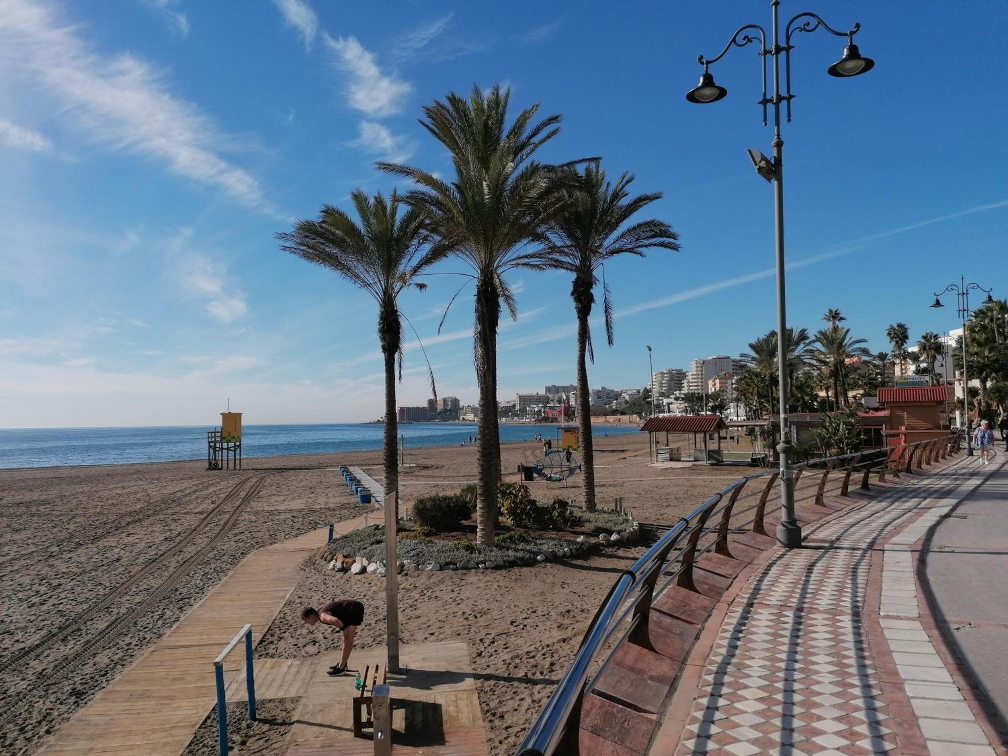 Appartement Moderne Pour 6 Adultes Benalmadena Bagian luar foto